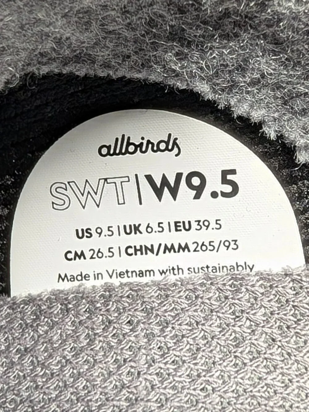 Allbirds Trail Runners SWT Sneakers in Navy Blue/Natural Black - NWOT